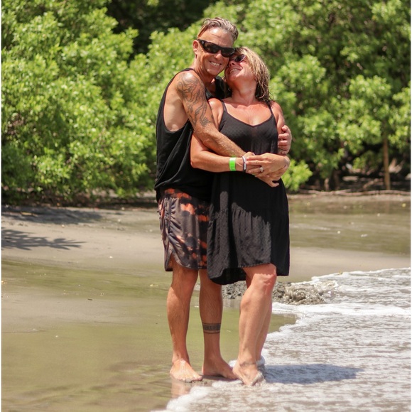 Like the post to know when we’re going live. - Picture 2 of 8